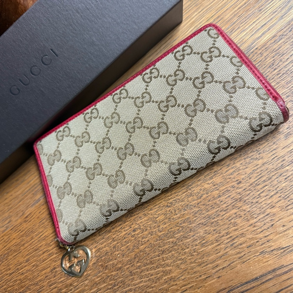 Gucci Long Wallet - Authentic